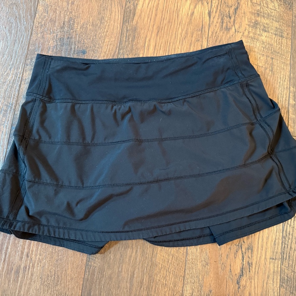 Lululemon Pace Rival Skirt – Black – Built-In Shorts – Back Zip Pocket, Size 6